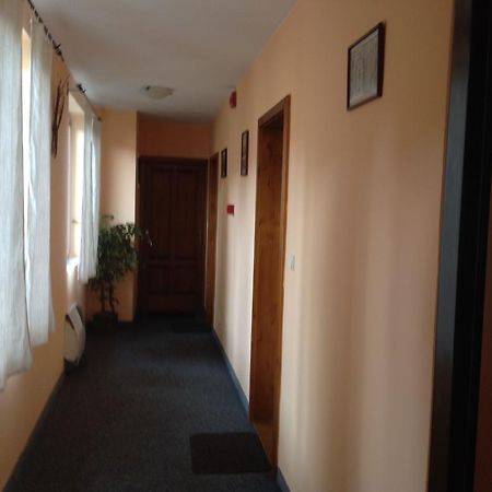 Penzion Duna & Solna Jaskyna Komárno Habitación foto
